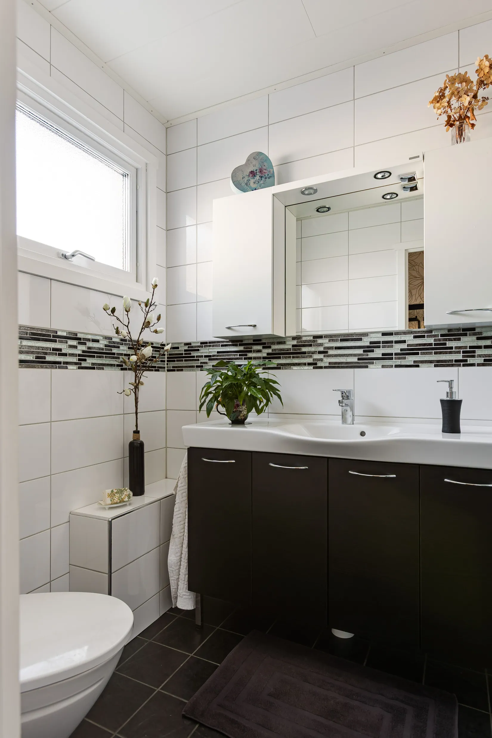 Villa, Mellomgårdsgatan 4, Hulta, Borås