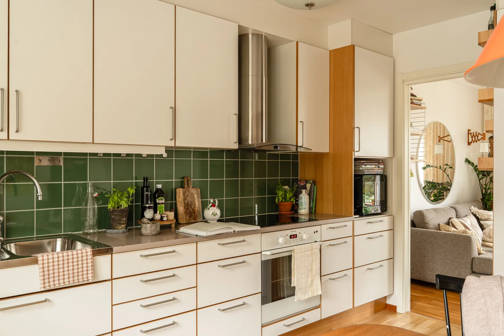 Radhus, Rimbertsvägen 24, Aspudden, Stockholm