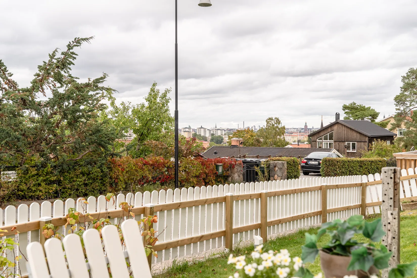 Radhus, Rimbertsvägen 24, Aspudden, Stockholm