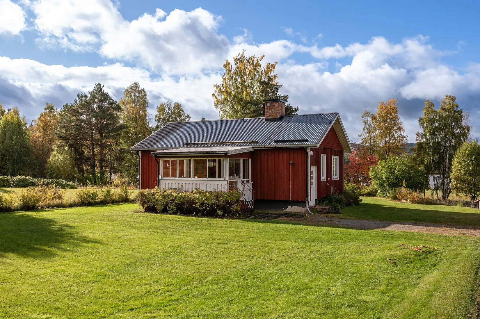 Villa, Handsjön 670, Berg