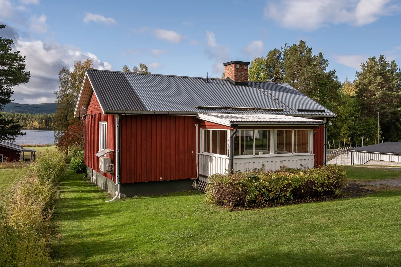 Villa, Handsjön 670, Berg