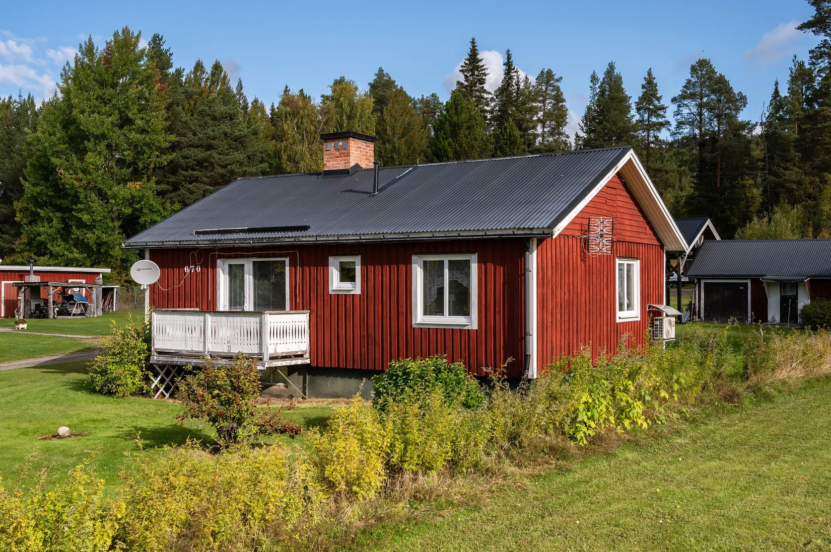 Villa, Handsjön 670, Berg