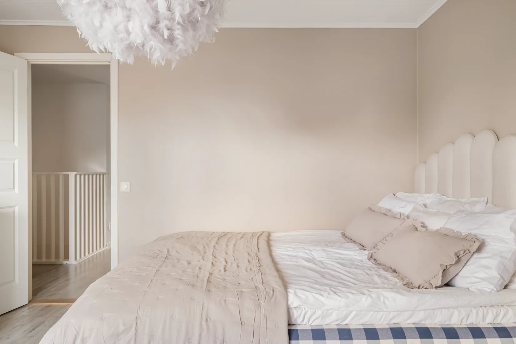 Radhus, Kragstalundsvägen 29, Kragstalund, Vallentuna