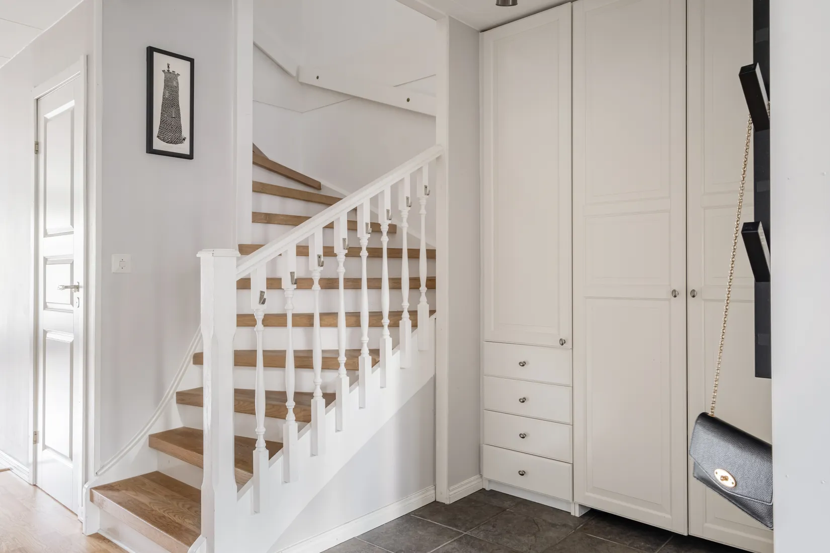 Radhus, Kragstalundsvägen 29, Kragstalund, Vallentuna