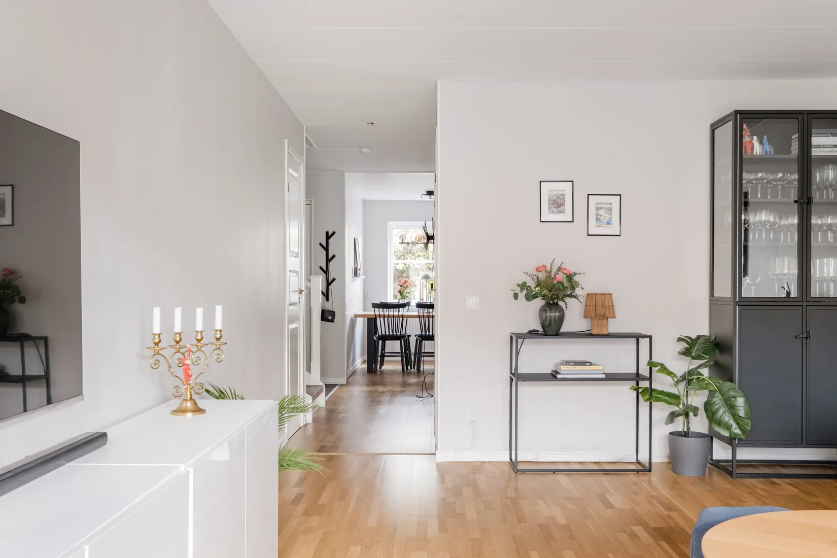 Radhus, Kragstalundsvägen 29, Kragstalund, Vallentuna