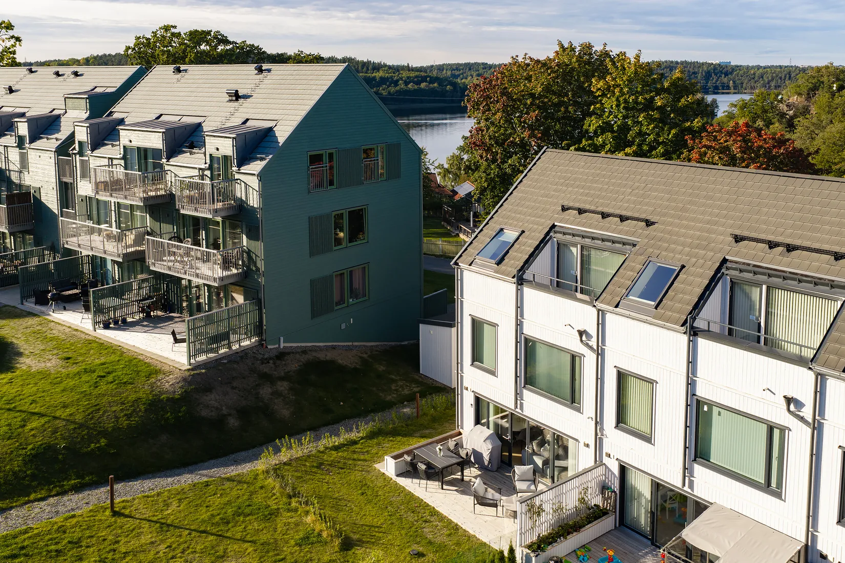 Radhus, Ulvsbergsvägen 15F, Tullinge Strand, Botkyrka