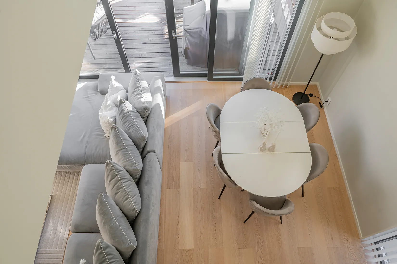 Radhus, Ulvsbergsvägen 15F, Tullinge Strand, Botkyrka
