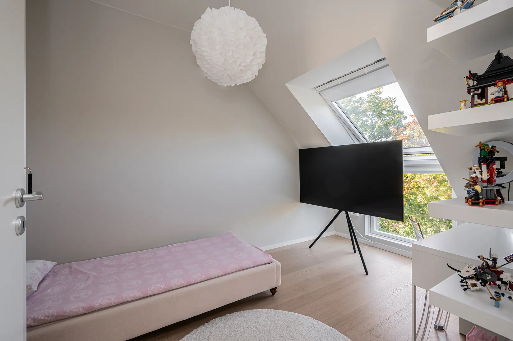 Radhus, Ulvsbergsvägen 15F, Tullinge Strand, Botkyrka