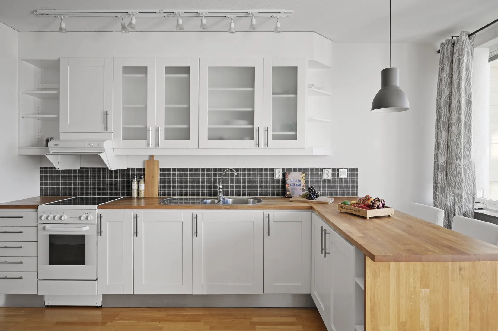 Bostadsrätt, Trångsundstorget 1, 11 tr, Trångsund centrum, Huddinge