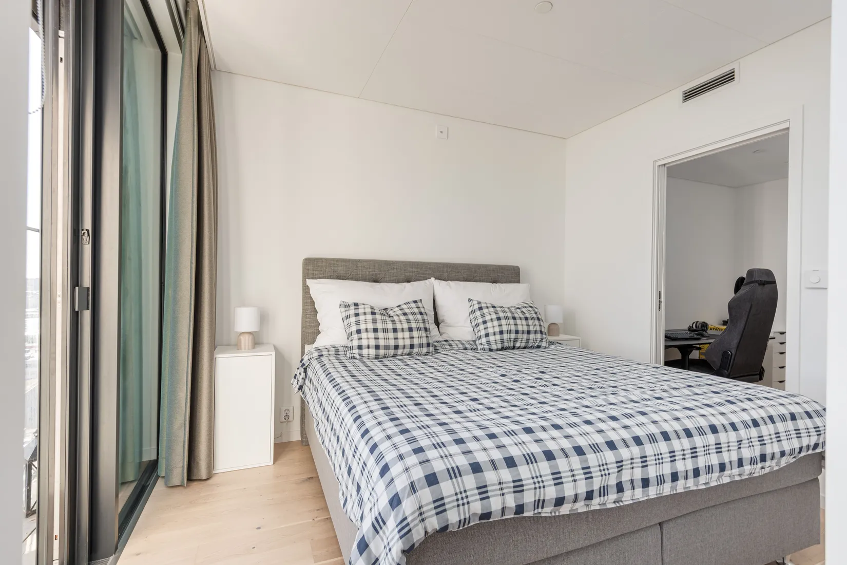 Bostadsrätt, Lodjursstråket 1 (Karlatornet vån 19 Öster), Lindholmen, Göteborg