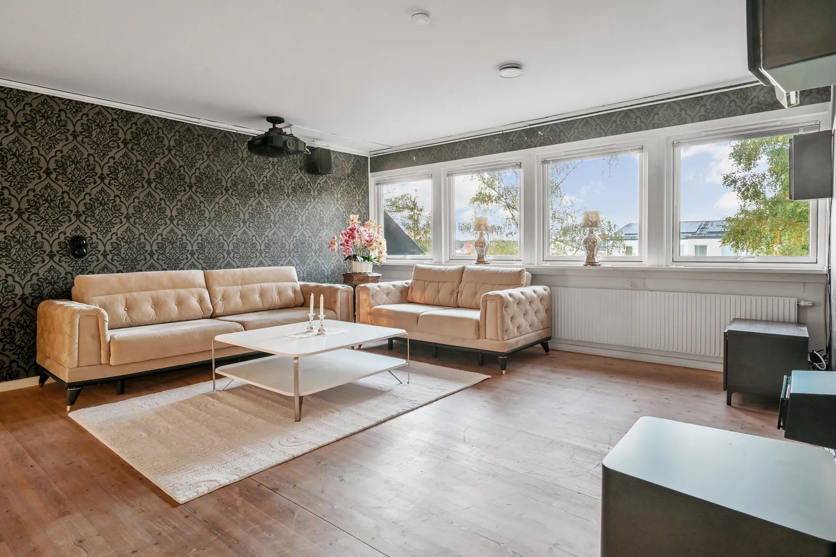Villa, Kapellvägen 5, Håbo