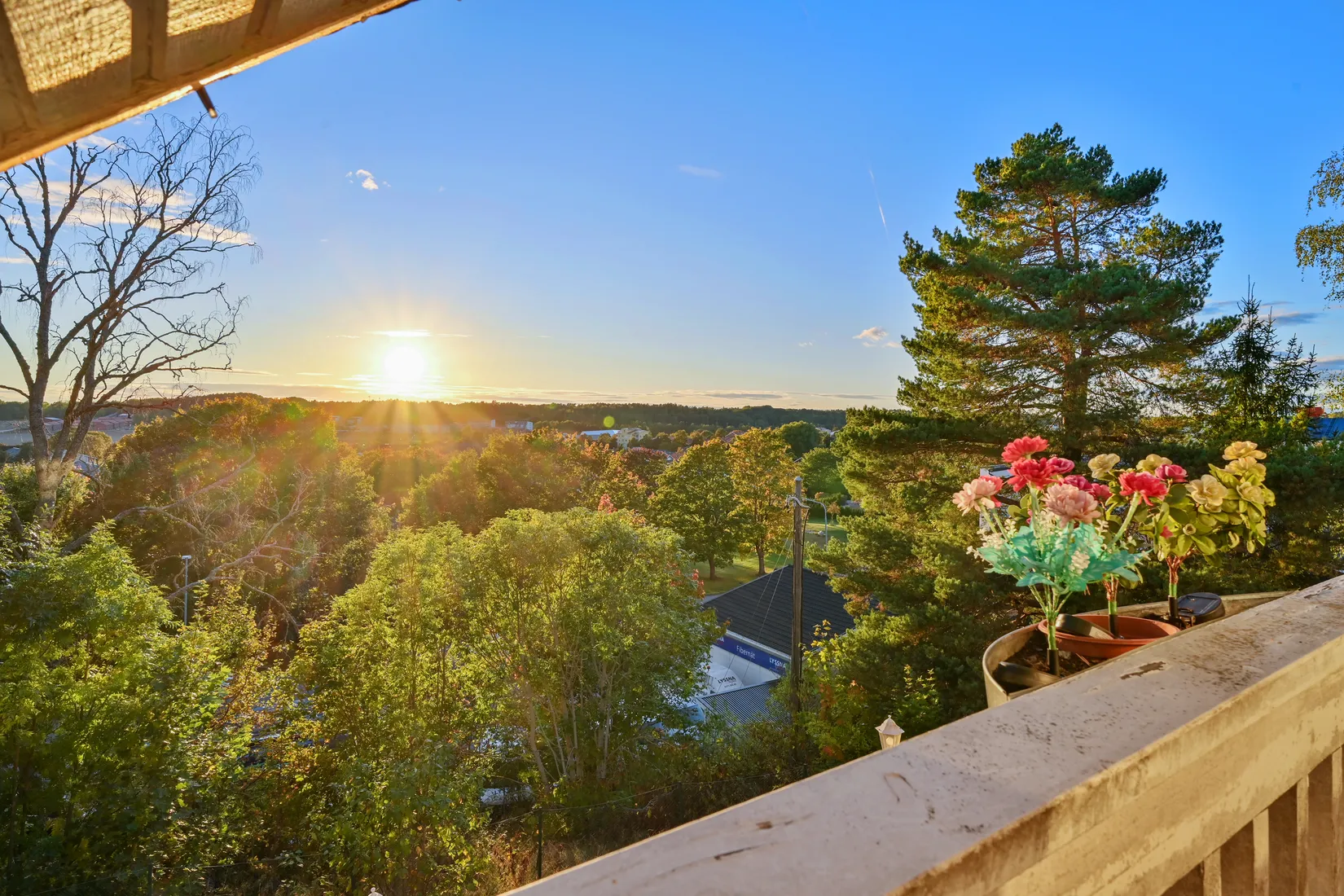 Villa, Kapellvägen 5, Håbo