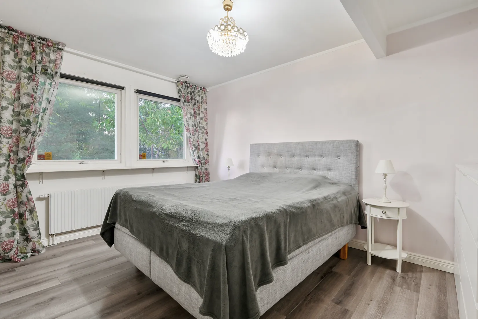 Villa, Kapellvägen 5, Håbo