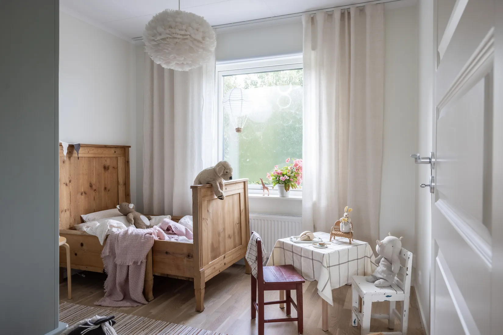 Radhus, Ravingatan 4, Öresjö Ängar, Borås
