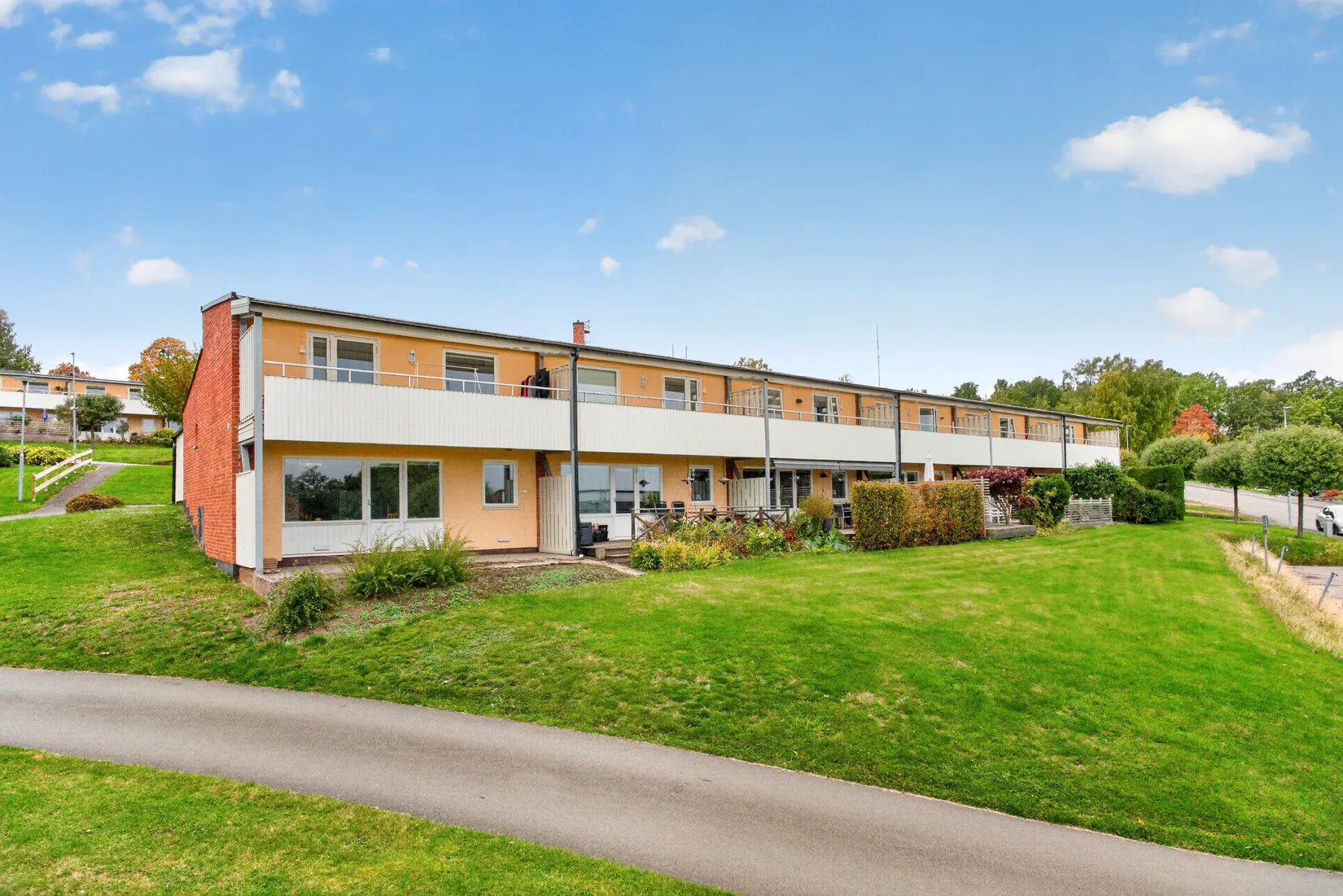 Radhus, Vintergatan 49D, Billingssluttningen, Skövde