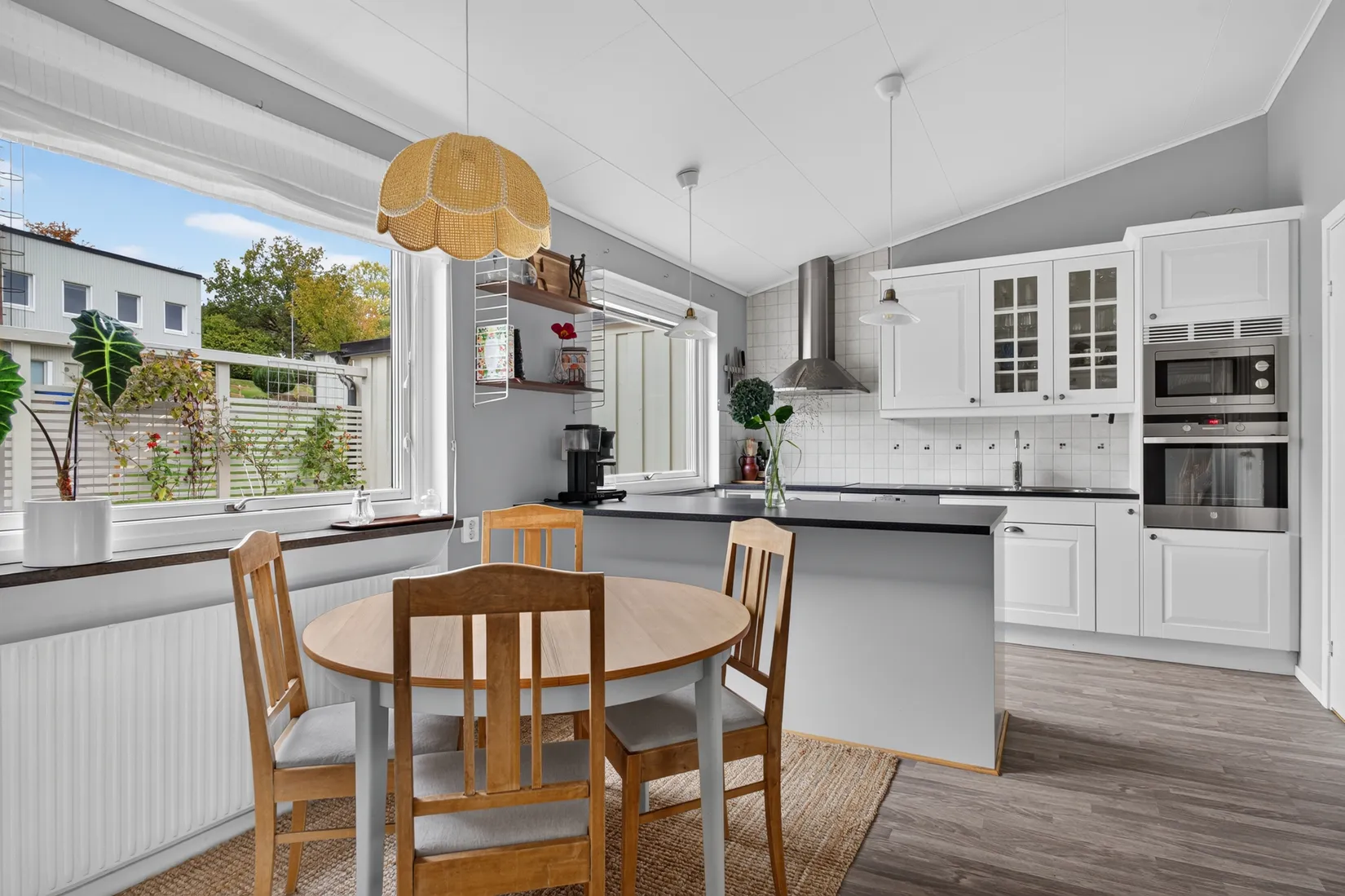 Radhus, Vintergatan 49D, Billingssluttningen, Skövde