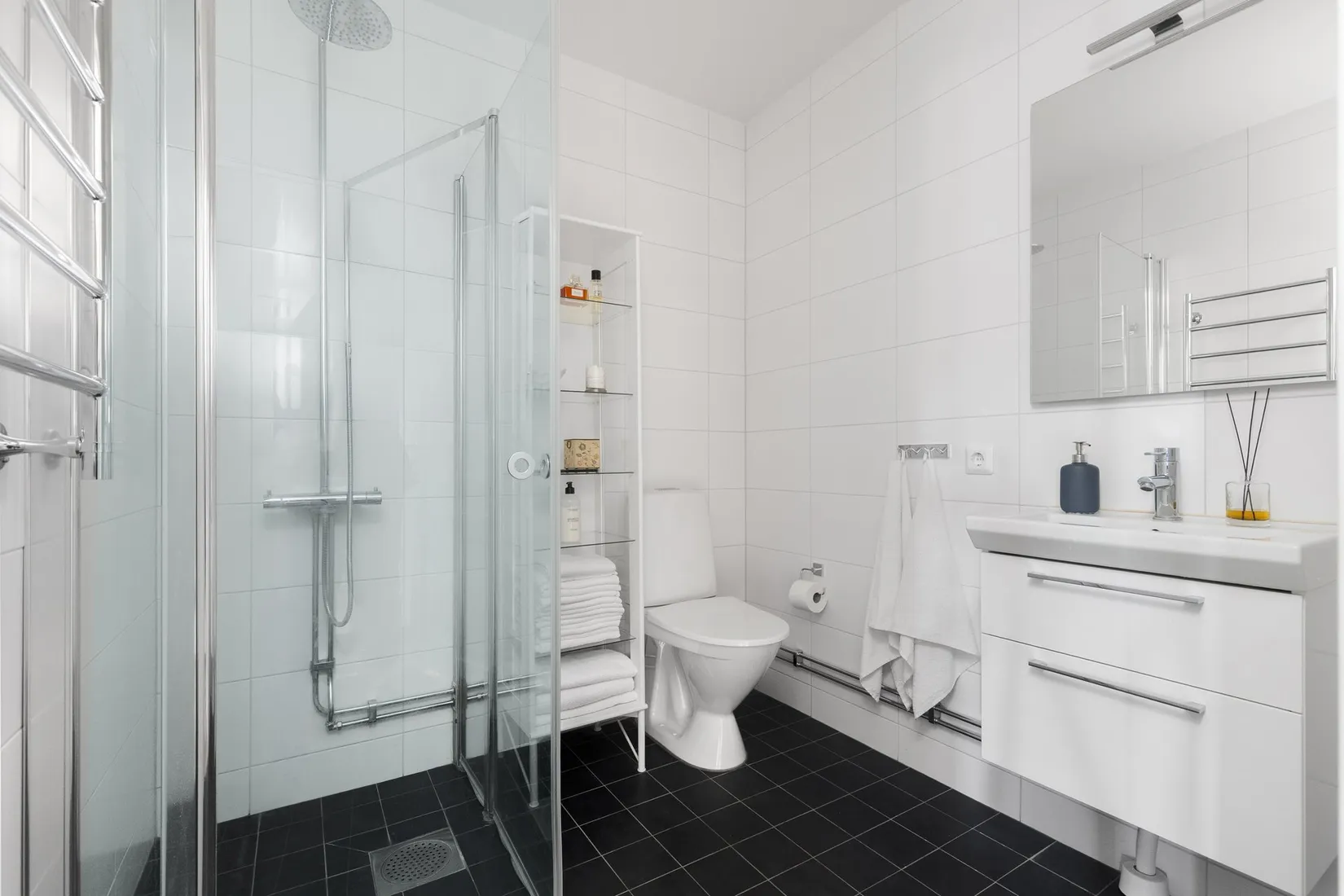 Bostadsrätt, Gustavsbergs allé 36, Porslinskvarteren, Värmdö