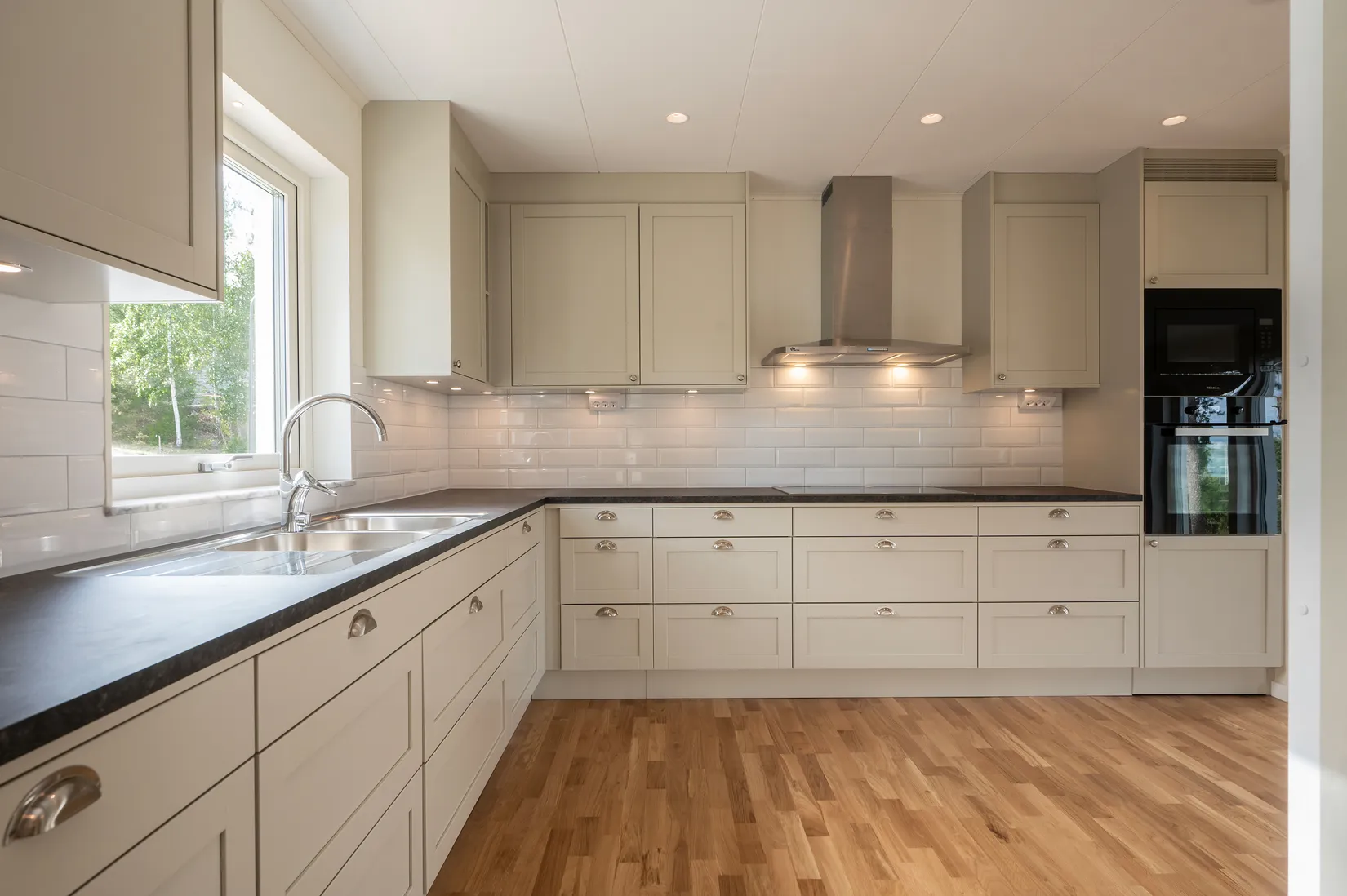 Villa, Korta vägen 8, Gladö Kvarn, Huddinge