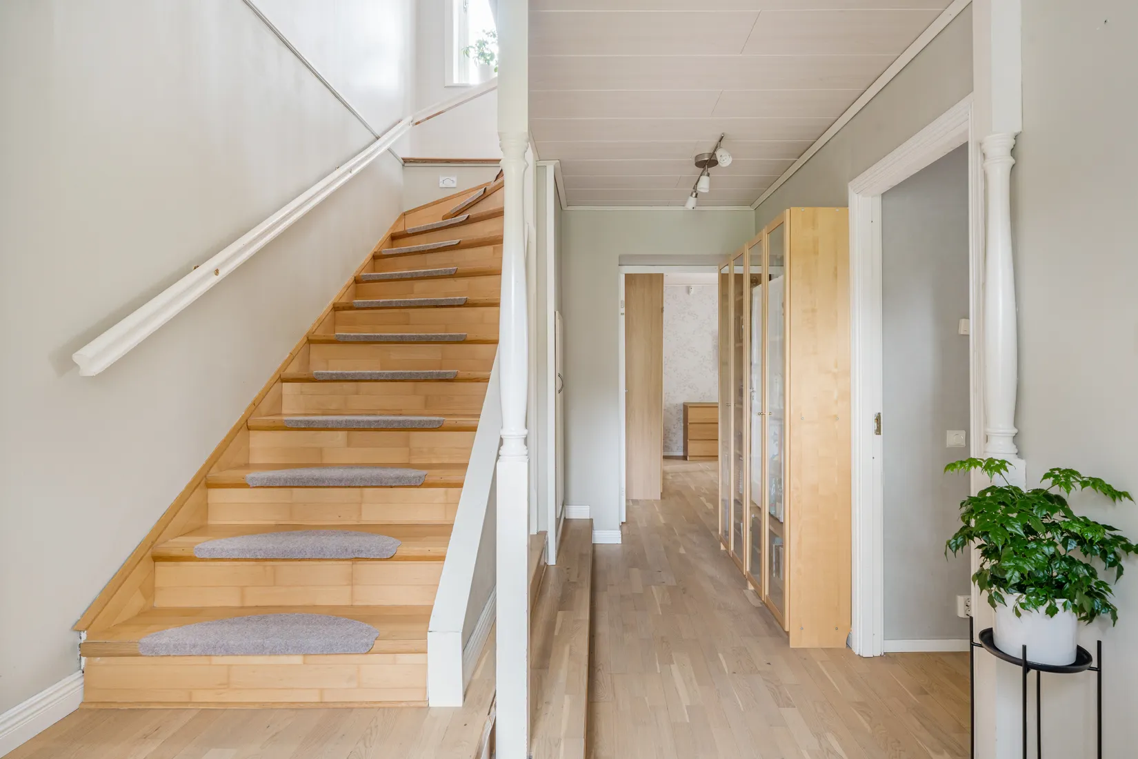 Villa, Brobyvägen 17, Ensta, Täby