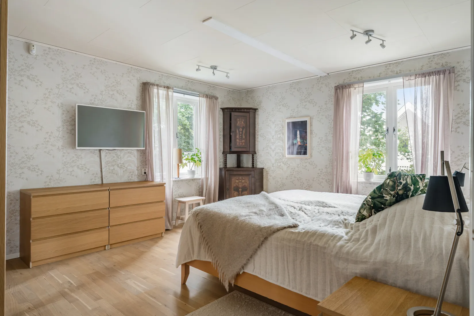 Villa, Brobyvägen 17, Ensta, Täby