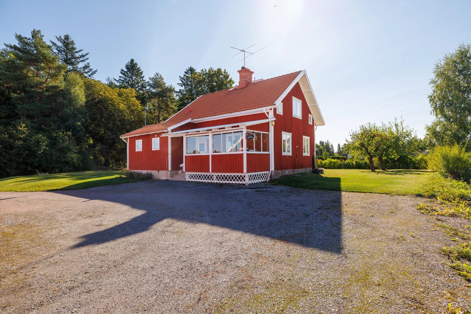 Villa, Skogalundsgatan 9, Skogstorp, Kumla