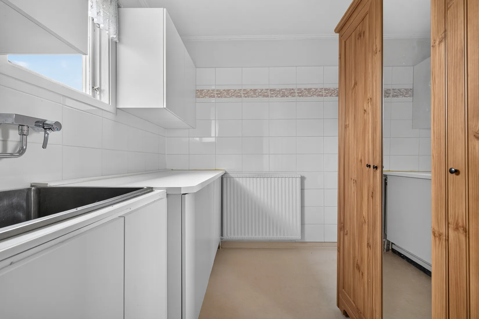 Villa, Skogalundsgatan 9, Skogstorp, Kumla