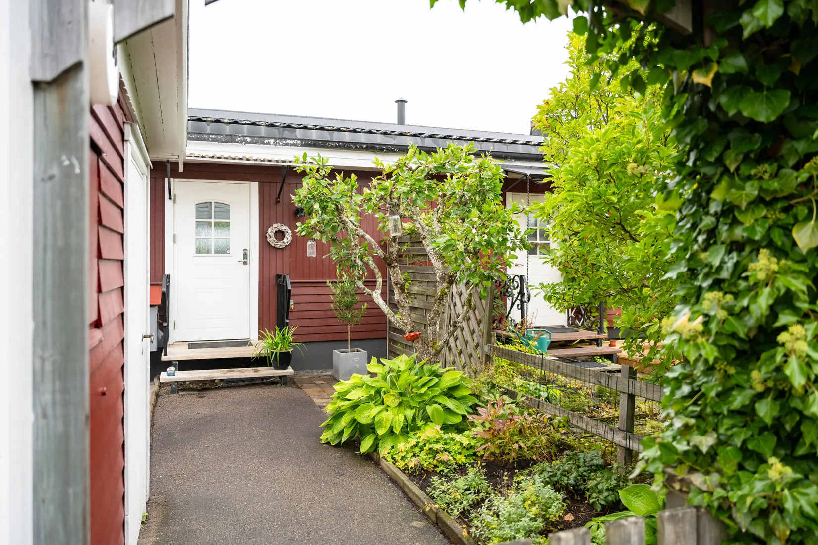 Radhus, Marsvägen 3B, Horred, Mark