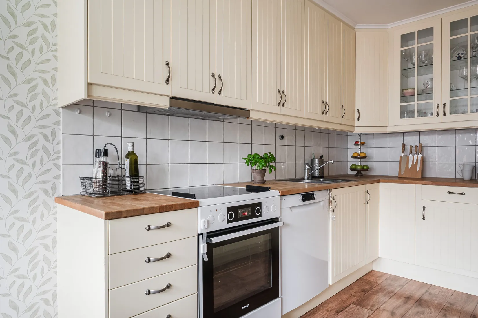 Radhus, Marsvägen 3B, Horred, Mark