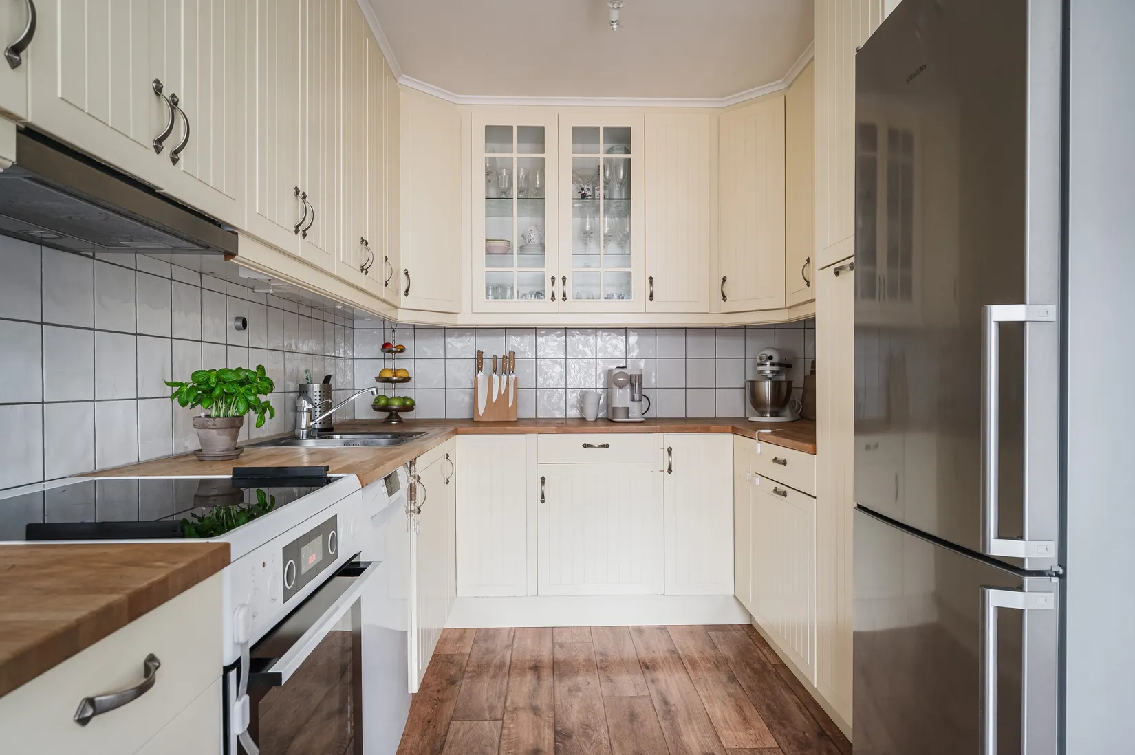 Radhus, Marsvägen 3B, Horred, Mark