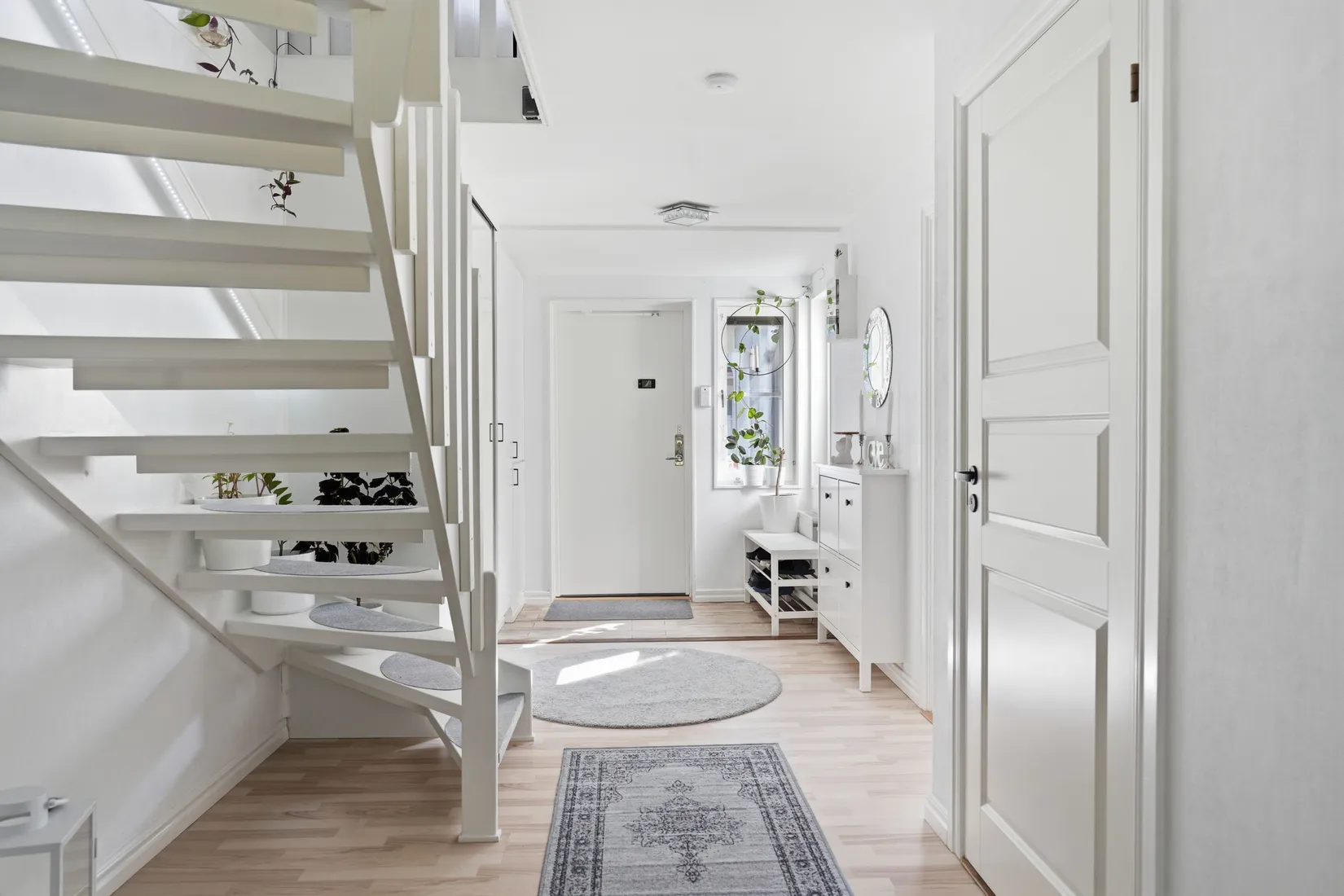 Radhus, Västgötaresan 43, Sävja, Uppsala