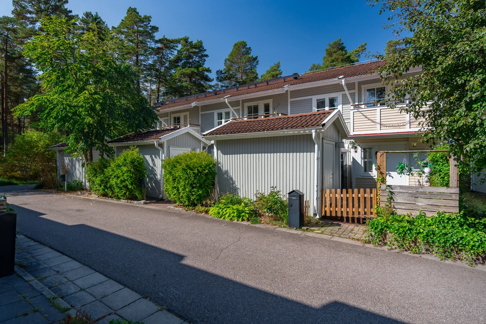 Radhus, Västgötaresan 43, Sävja, Uppsala