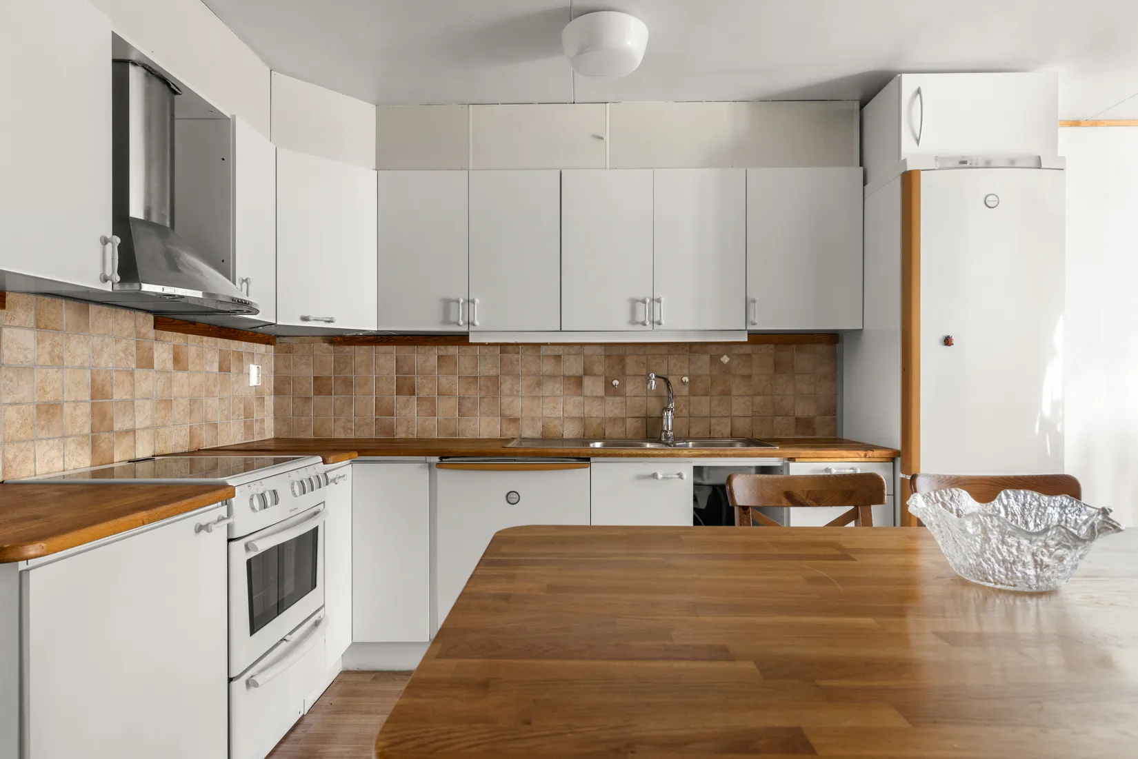 Radhus, Åbroddsgränd 12, Västra Farmarstigen, Tyresö