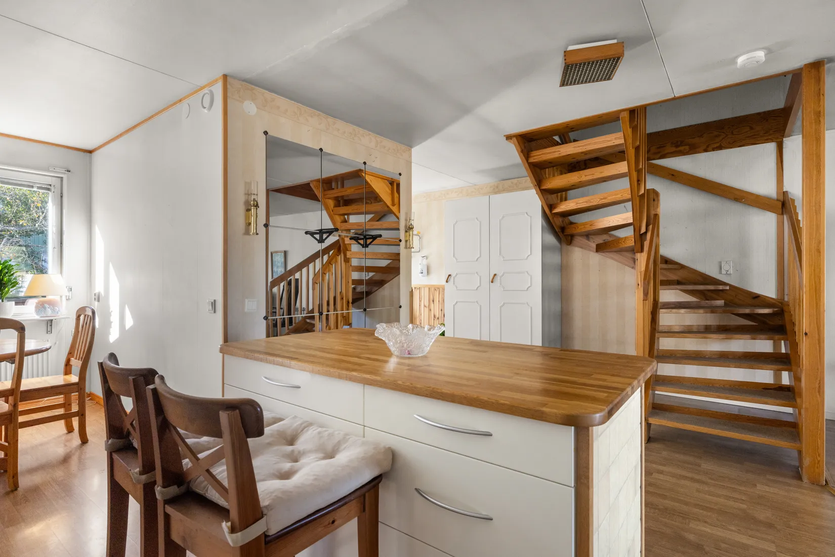 Radhus, Åbroddsgränd 12, Västra Farmarstigen, Tyresö