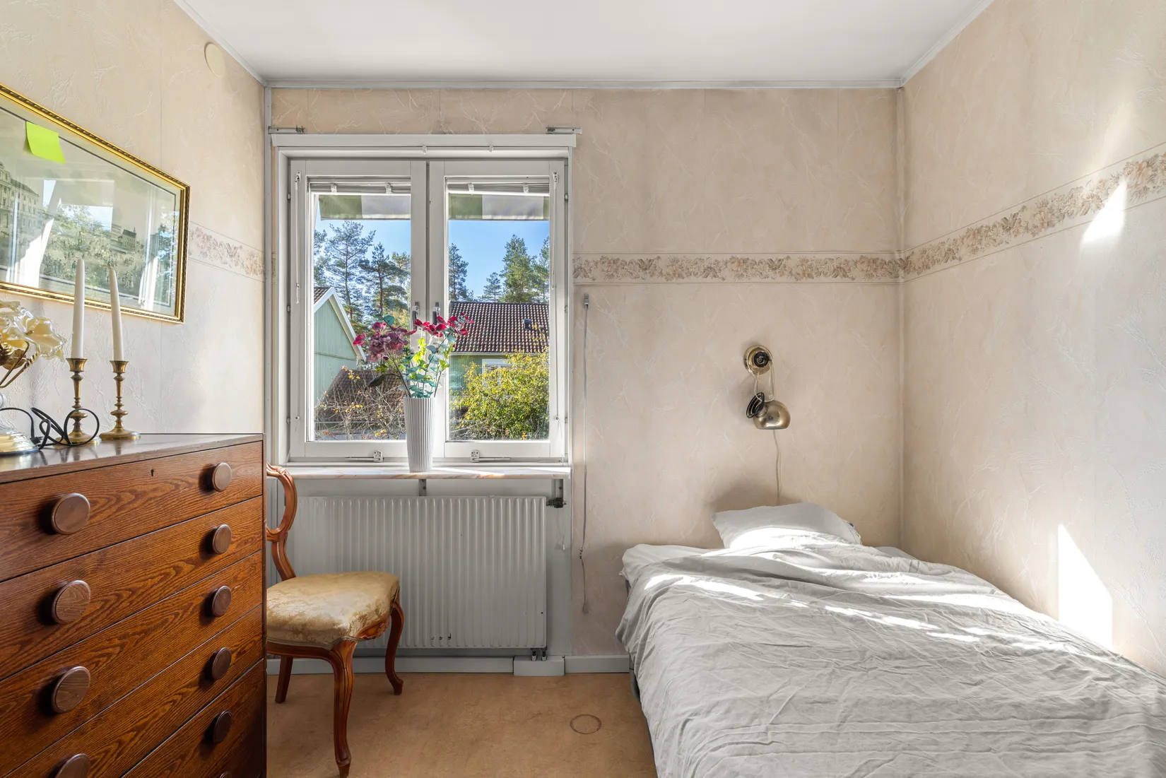 Radhus, Åbroddsgränd 12, Västra Farmarstigen, Tyresö