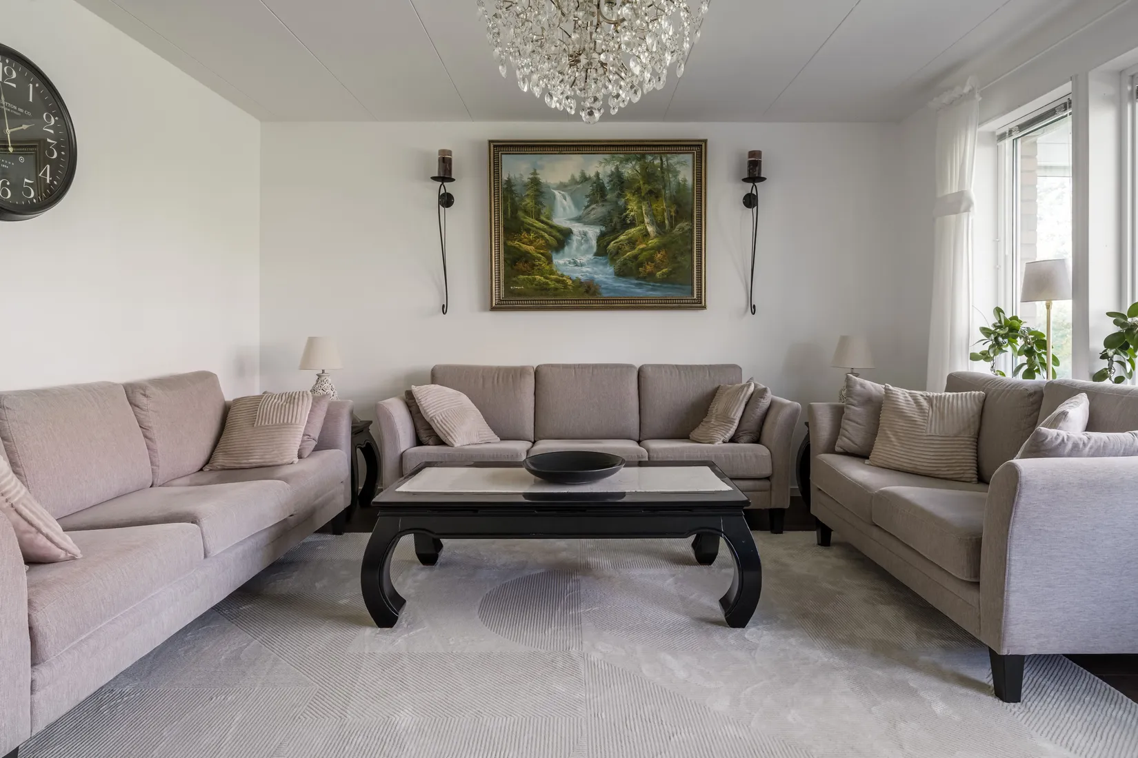 Radhus, Greta Adrians väg 20, Mellringe, Örebro