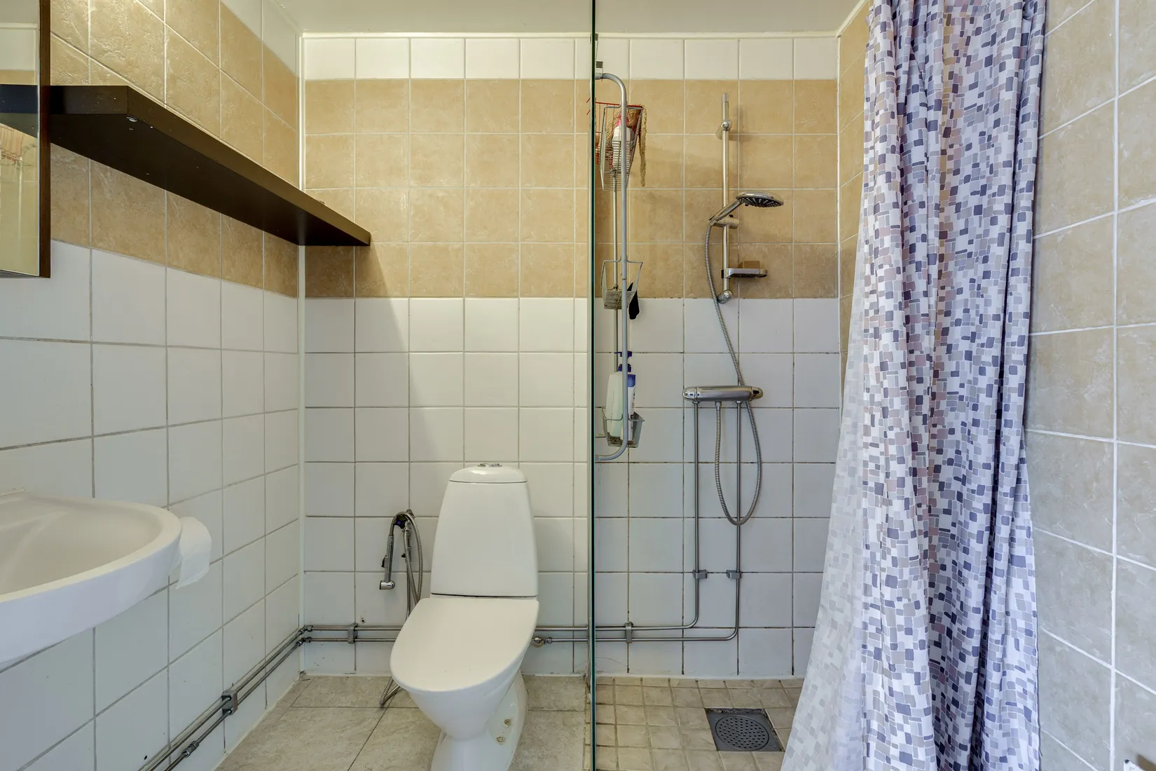 Bostadsrätt, Högstadieplan 90, Lindesberg/Stadsskogen I, Lindesberg