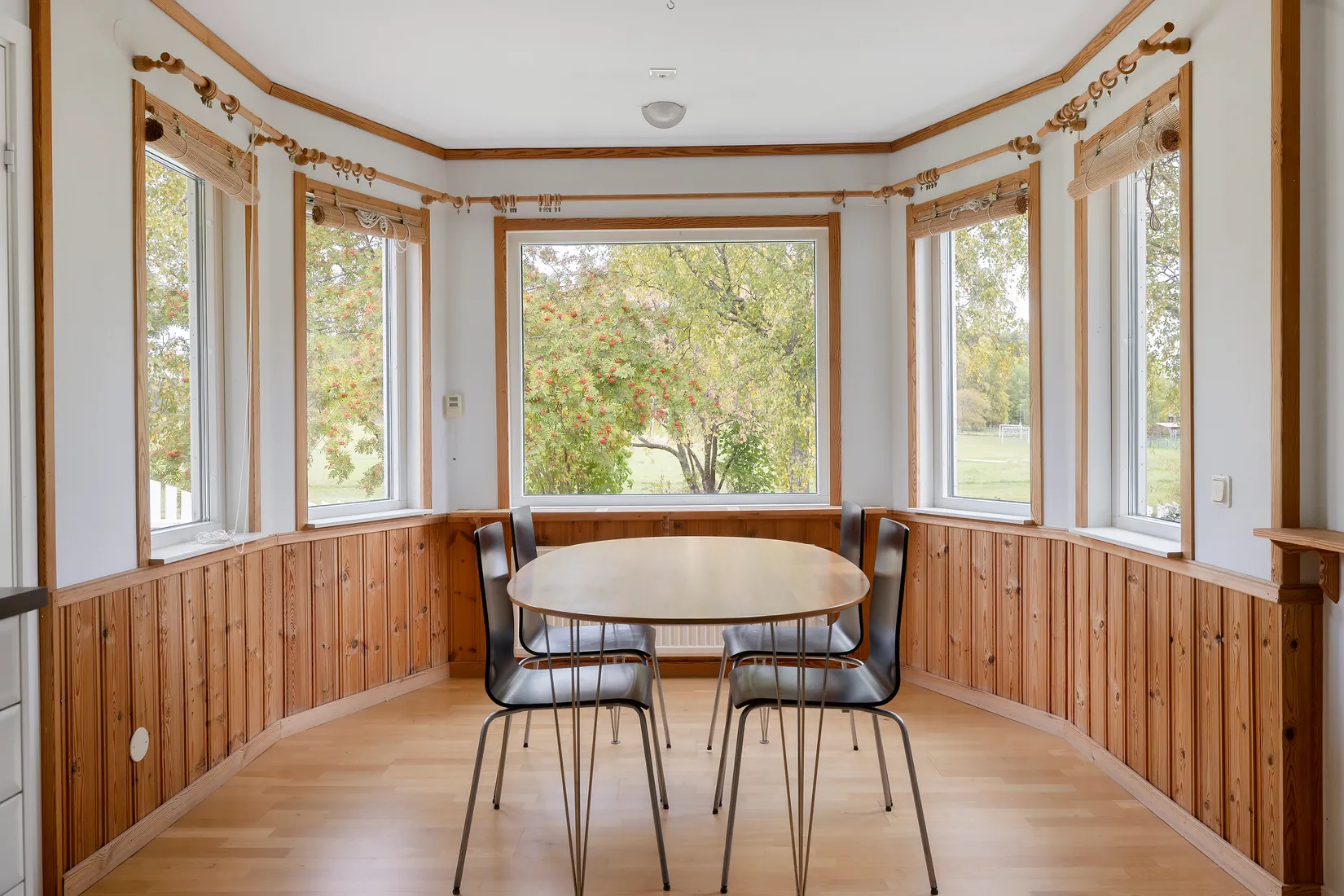 Radhus, Solrosvägen 16, Arenberga, Sigtuna