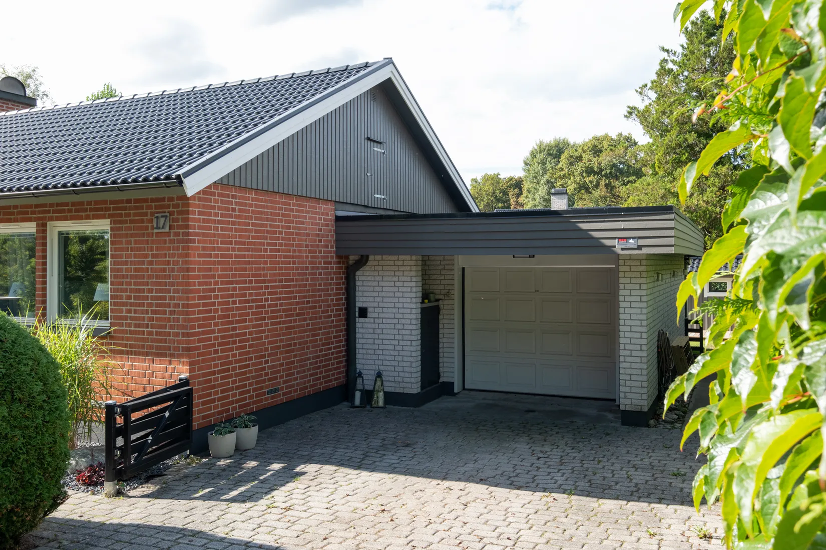Villa, Olle Montanus väg 17, Olofström