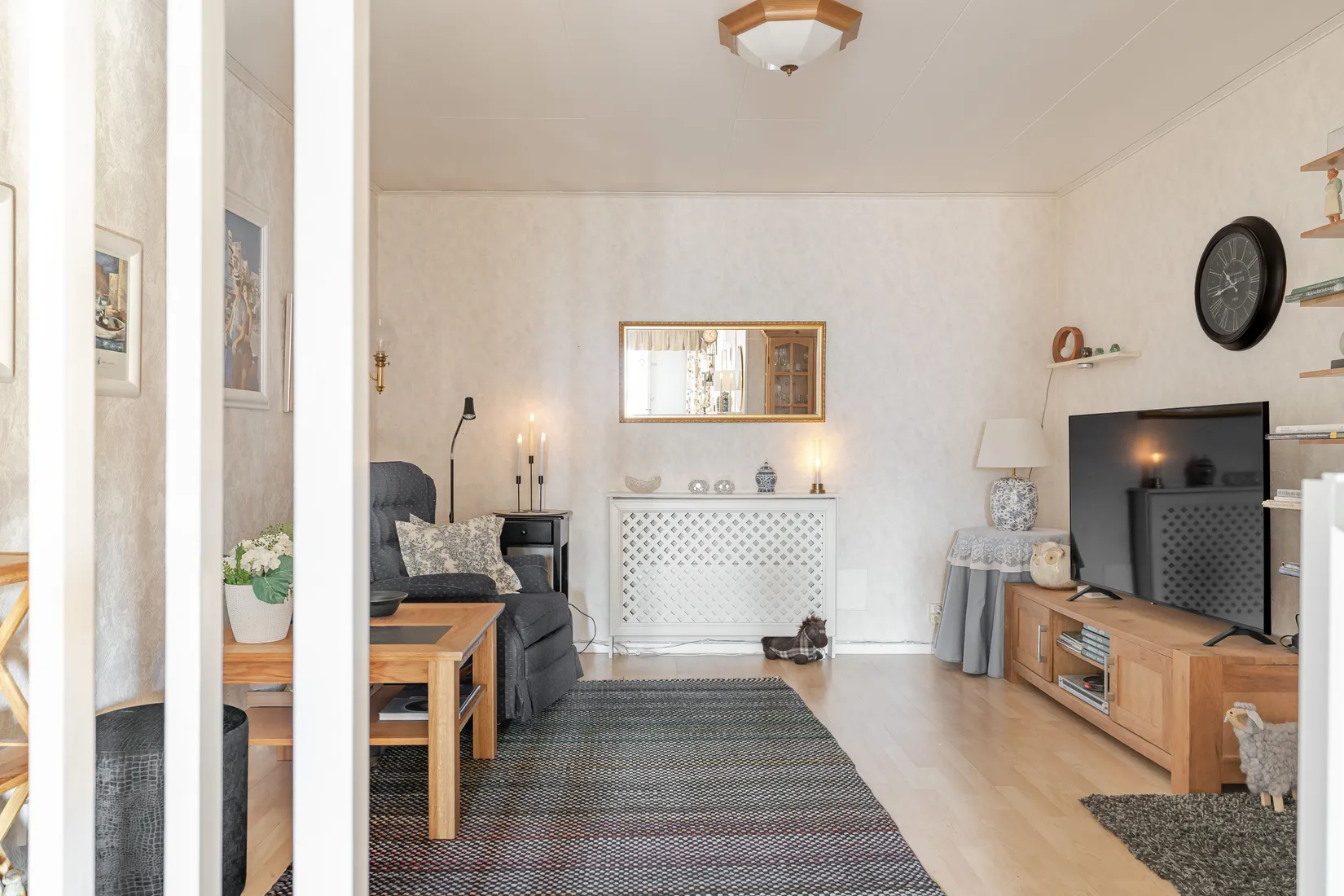Radhus, Januarivägen 2I, Brogetorp, Flen