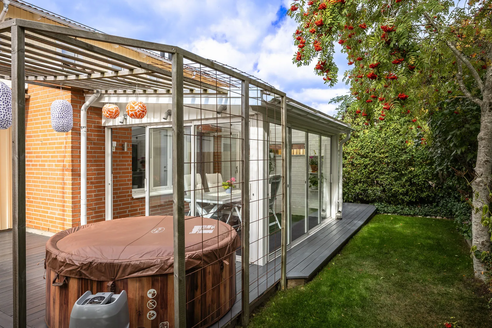 Radhus, Blackbäcksvägen 30, Berg, Linköping