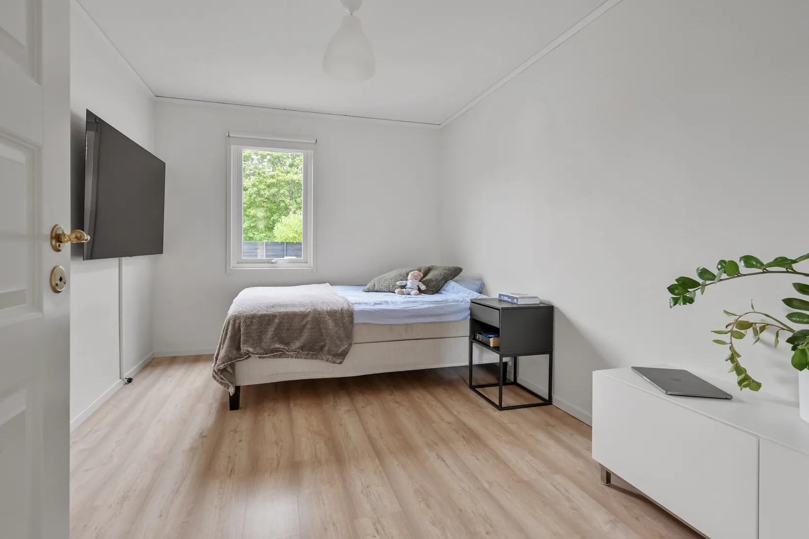 Radhus, Lohäradsvägen 15, Skälby, Upplands Väsby