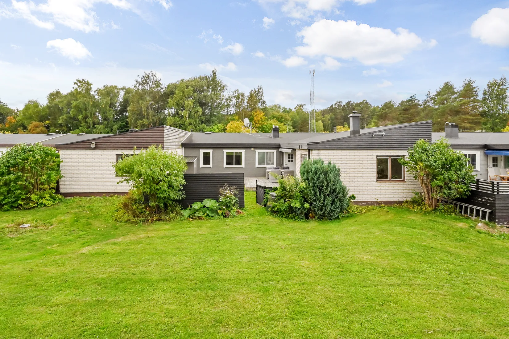 Radhus, Lohäradsvägen 15, Skälby, Upplands Väsby