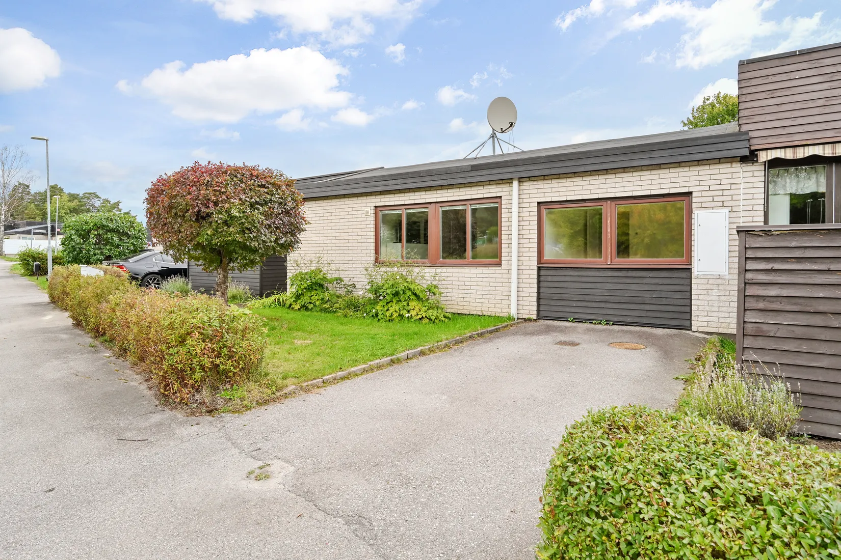Radhus, Lohäradsvägen 15, Skälby, Upplands Väsby