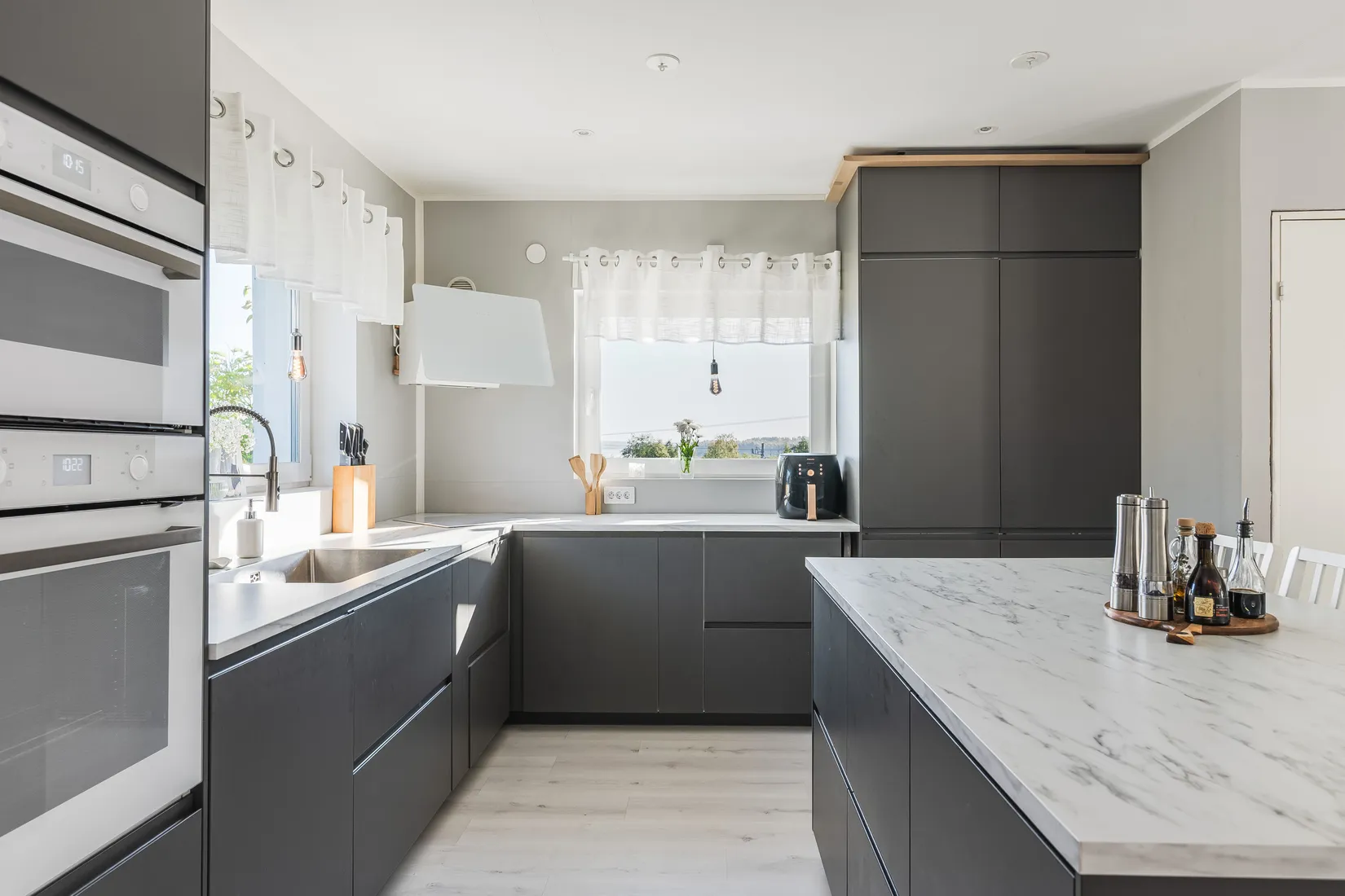 Villa, Järnvägsgatan 21, Timrå centrum, Timrå