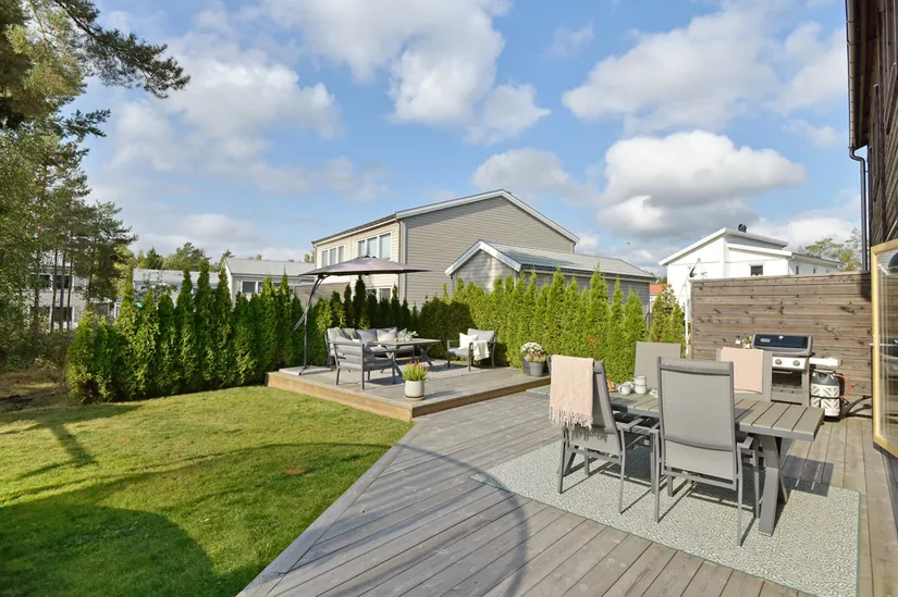 Radhus, Sandviksvägen 19A, Kungsängen, Upplands-Bro