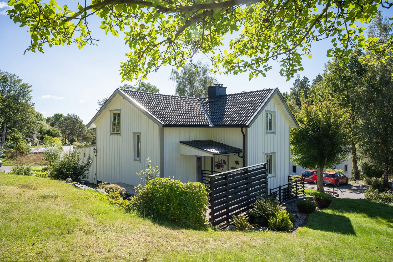 Villa, Kyrkogatan 38, Kinna, Mark