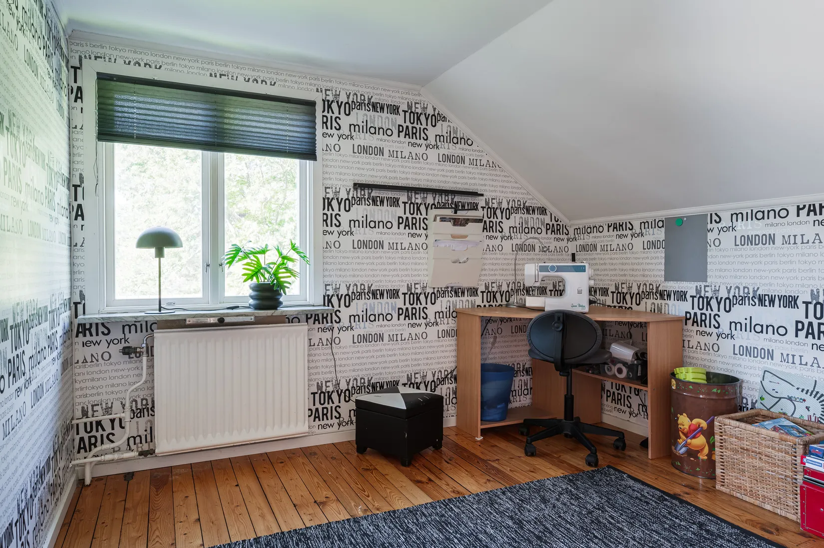 Villa, Kyrkogatan 38, Kinna, Mark
