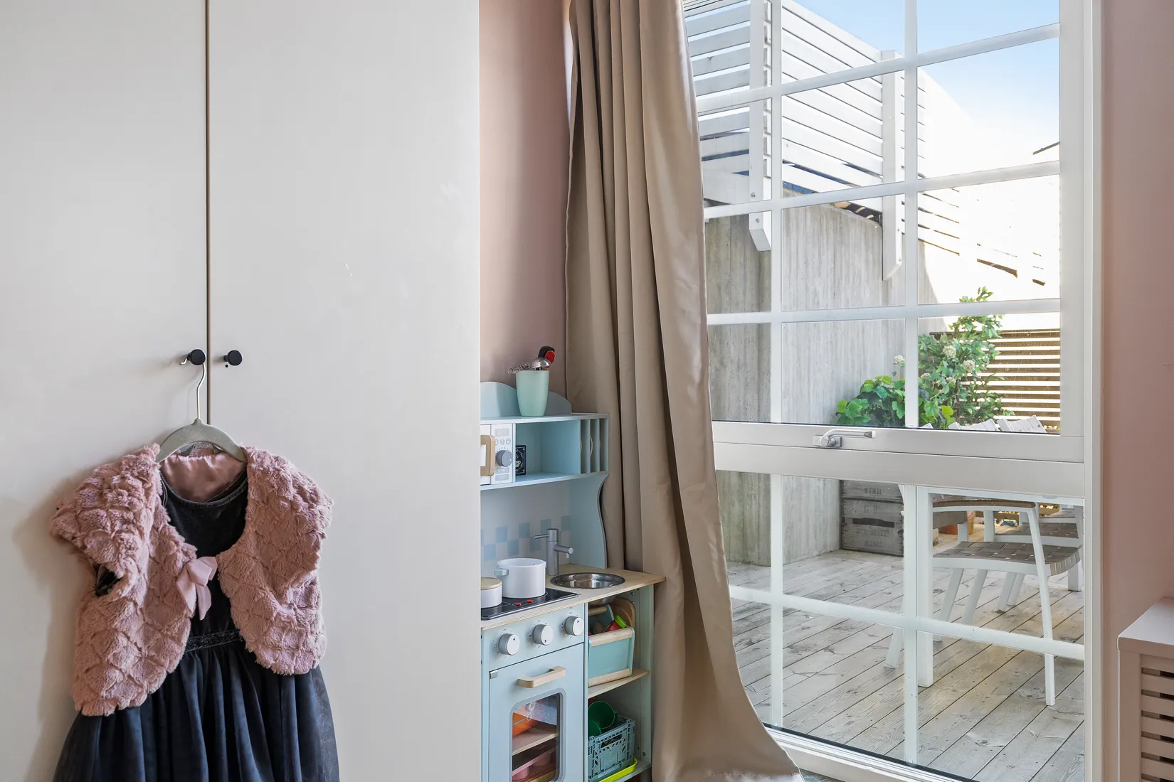 Bostadsrätt, Kaveldunsvägen 2O, Gribbylund, Täby