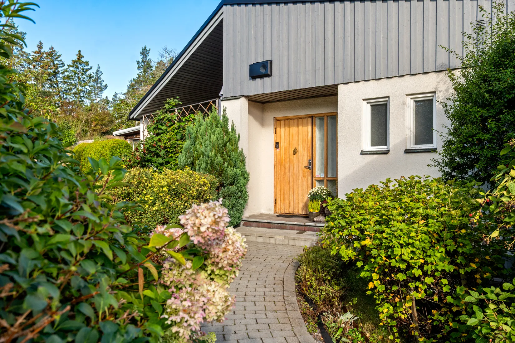 Villa, Vinbärsvägen 16, Fårdala, Tyresö