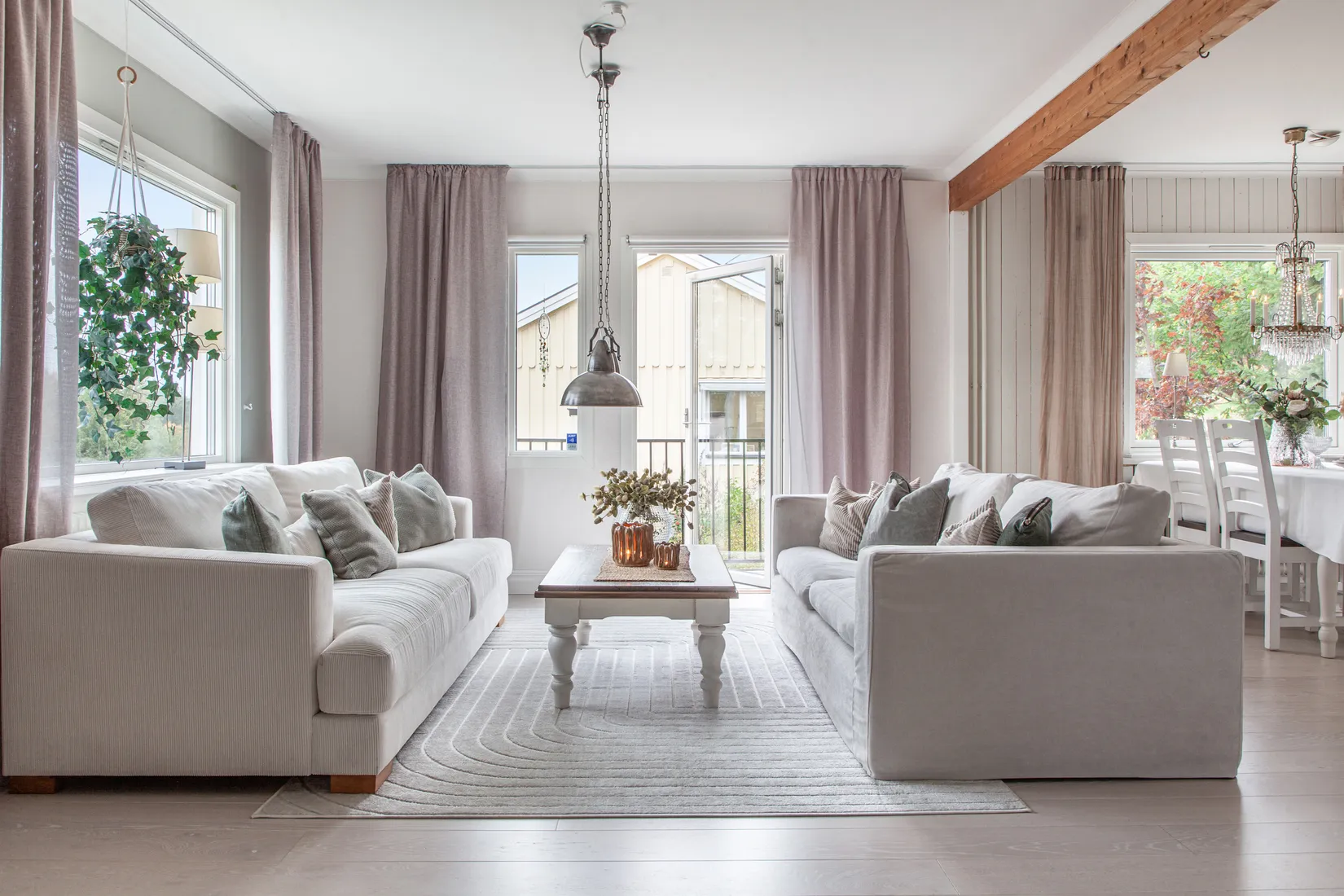 Villa, Oxbackevägen 24, Oxbacken, Nyköping